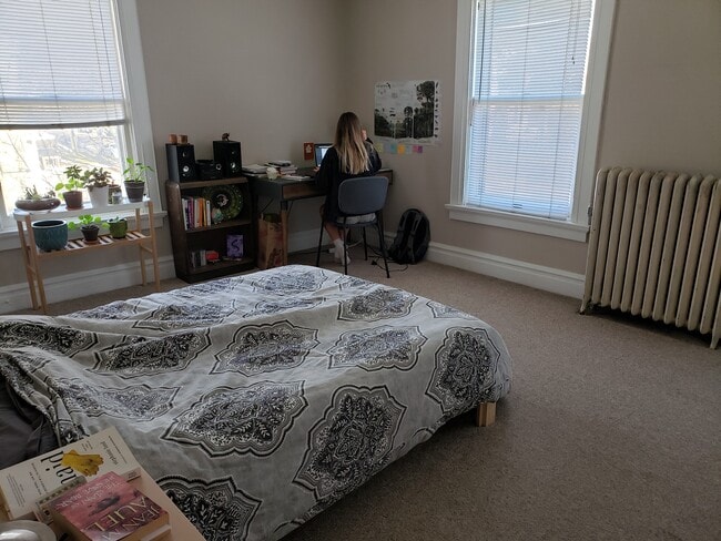 Bedroom #2 - 1601 Madison St Unit 1601 Madison St