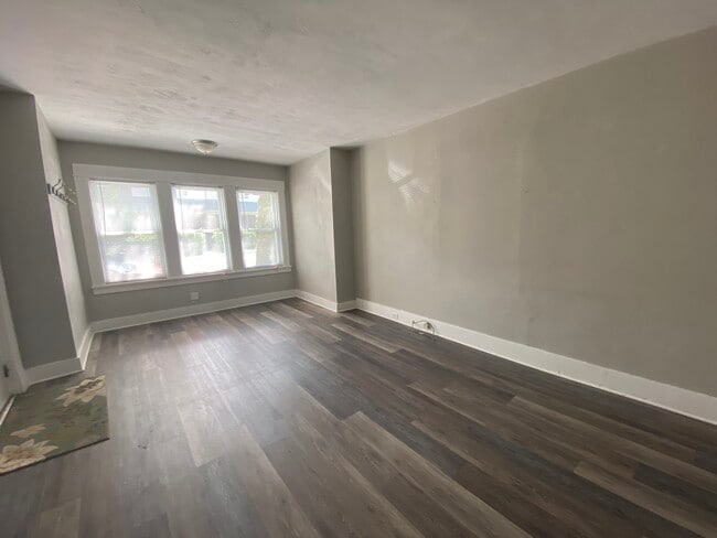 Photo - 2622 Tilbury Ave Unidad Upper Level