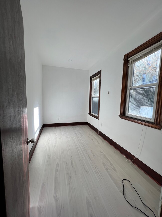 Photo - 74 Heath St Unit 1