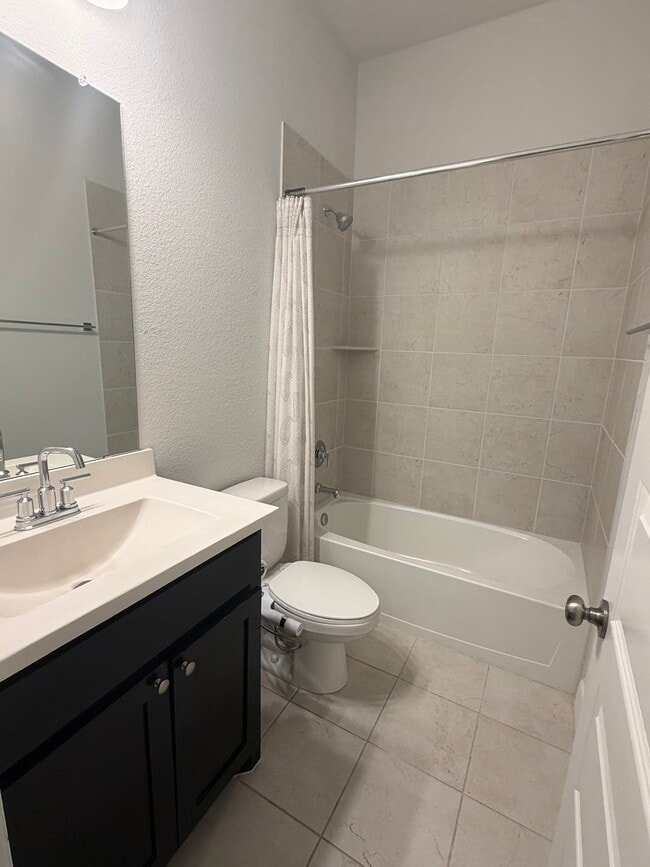 Photo - 1803 Desert Willow Way