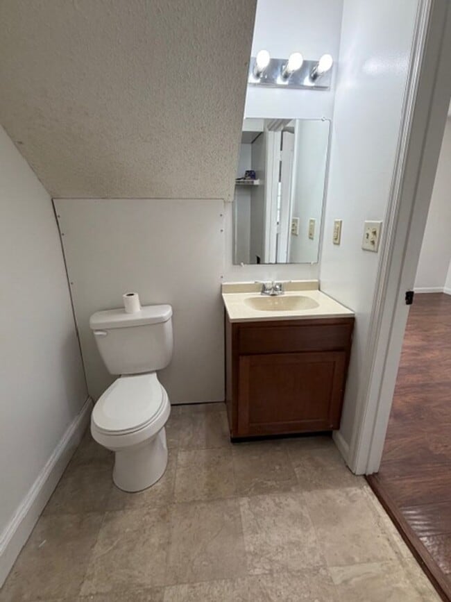 Photo - 2 Bedroom 1.5 Bath Duplex