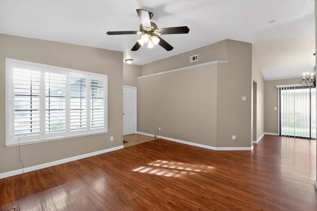 Photo - 6765 Koster Way