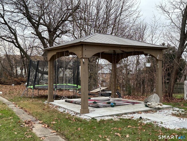 Photo - 70 Hawthorne St