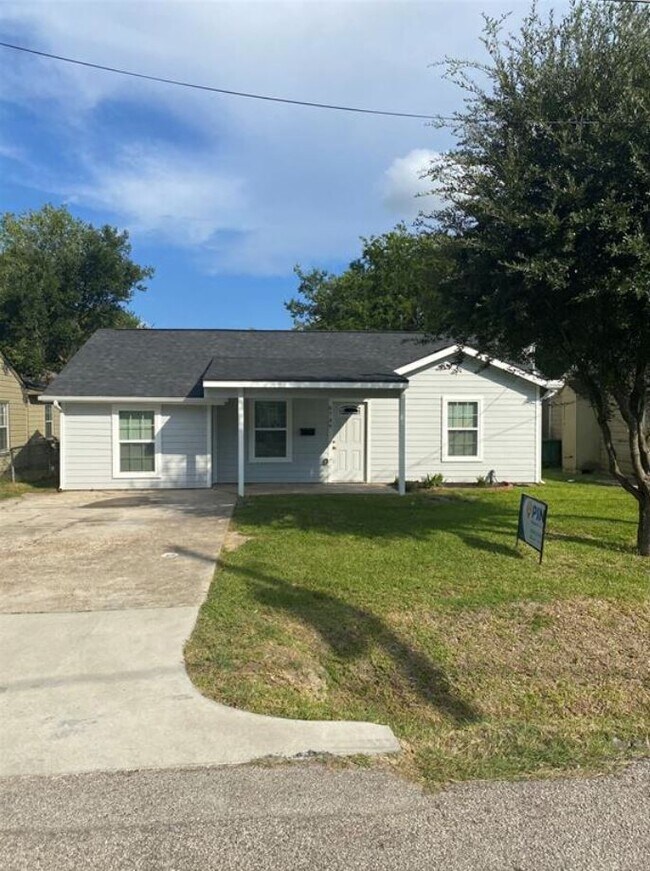 6739 New York - 6739 New York