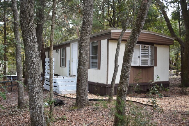 2 Bedroom Mobile Home - 2 Bedroom Mobile Home