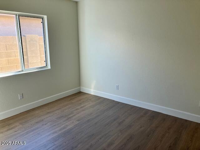 Photo - 2307 E Kelton Ln