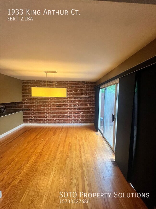 Photo - 1933 King Arthur Ct