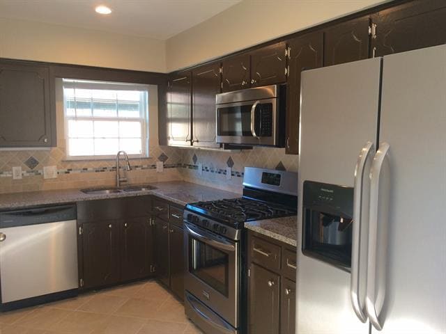 Photo - 1416 Elms Rd