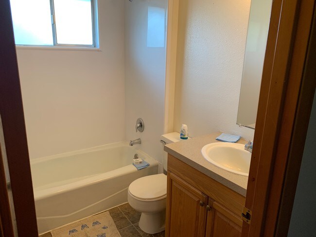 Photo - Cedar Court Apartments CCA-9