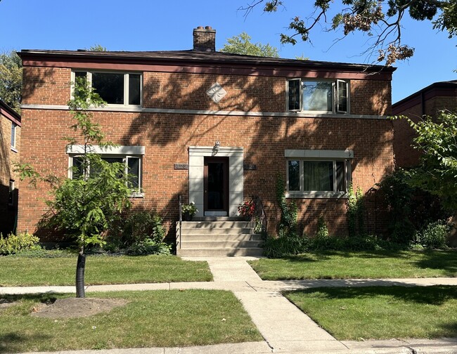 Building Photo - 421 Edgewood Pl Unit 1 Rental