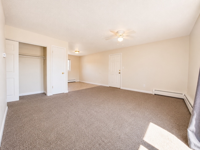Photo - 4240 Loomis Ave Unit 4