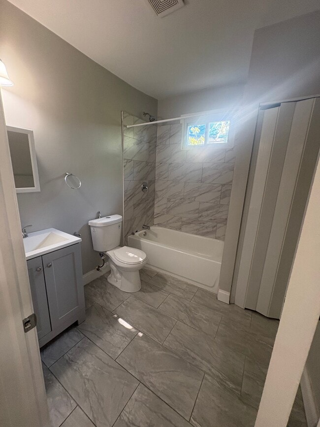 Photo - 2304 Tioga Pkwy Unit 2