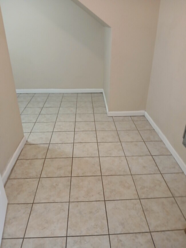 Photo - 510 S Poplar St