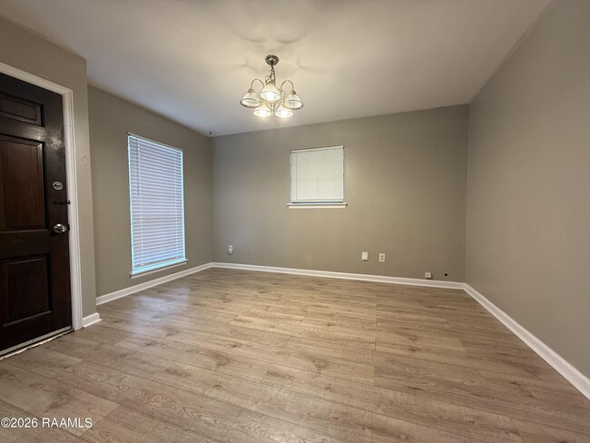 204 Winsor Dr