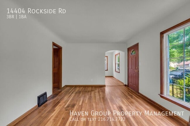 Photo - 14404 Rockside Rd