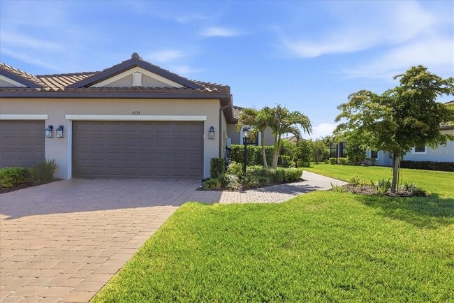 4733 Tortona Ct