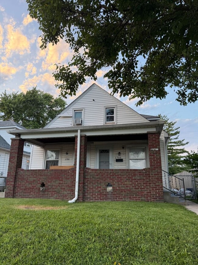 Building Photo - 1706 E Tabor St Unit 1708 E Tabor St