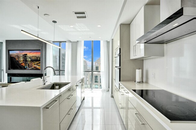 Photo - 100 E Las Olas Blvd Unit 2701