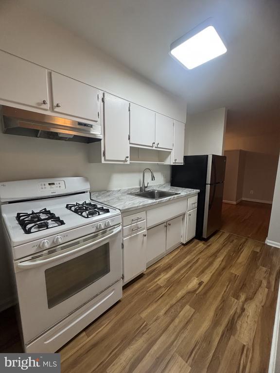 Photo - 1510 N Rolfe St Unidad 4