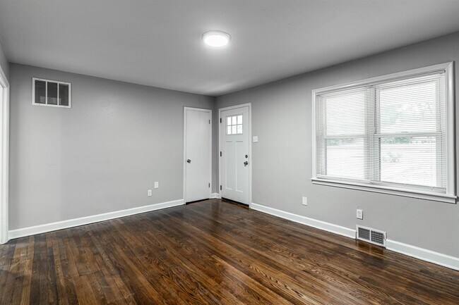 Photo - 345 S White Station Rd