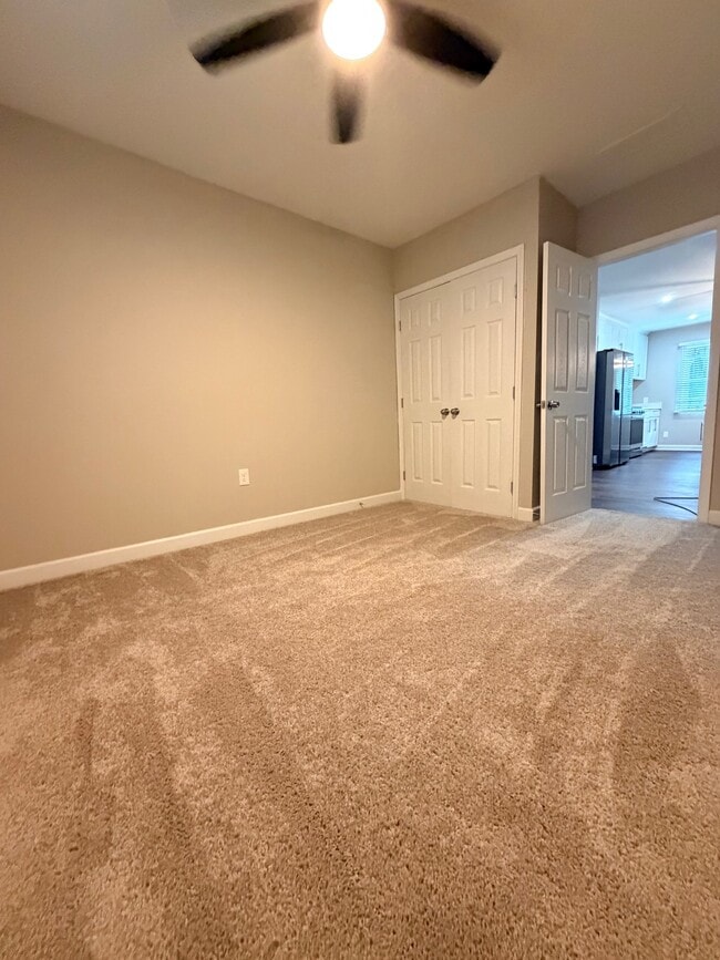 Photo - 1104 Oak Knoll Terrace SE