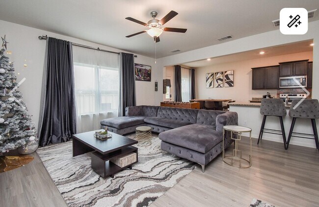 Photo - 305 Elm Patch Dr