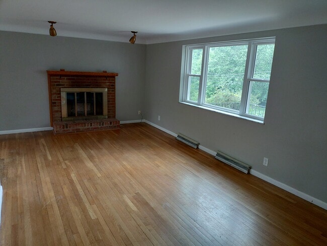 Photo - 8629 Pastoral Ln