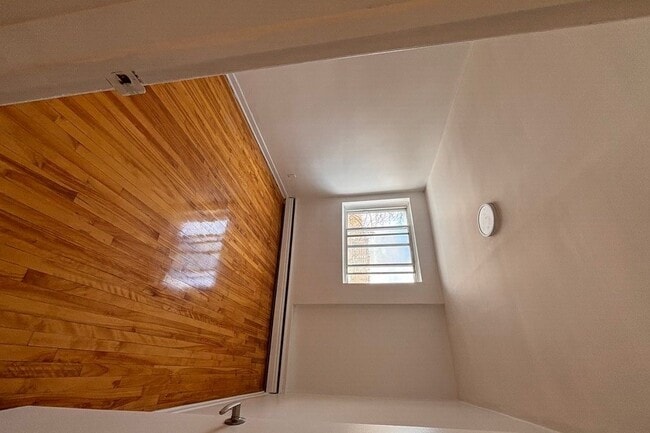 Photo - Jules Poitras Apartments