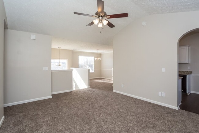 Photo - 430 Summer Hill Cir