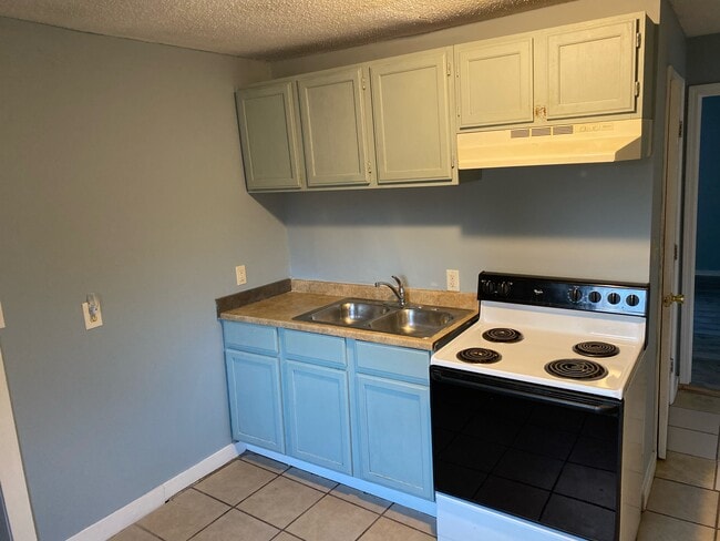 Photo - 1321 Davis St Unit 1313