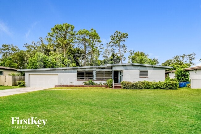 Building Photo - 5521 Coppedge Ave