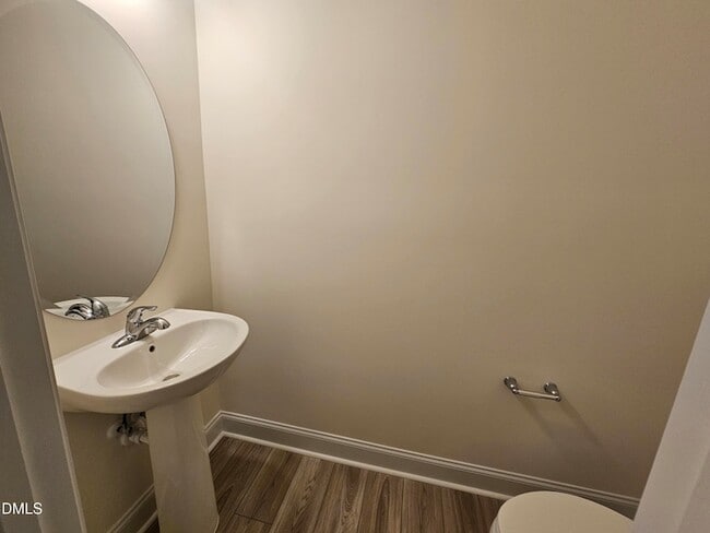 Photo - 48 Bloodroot St