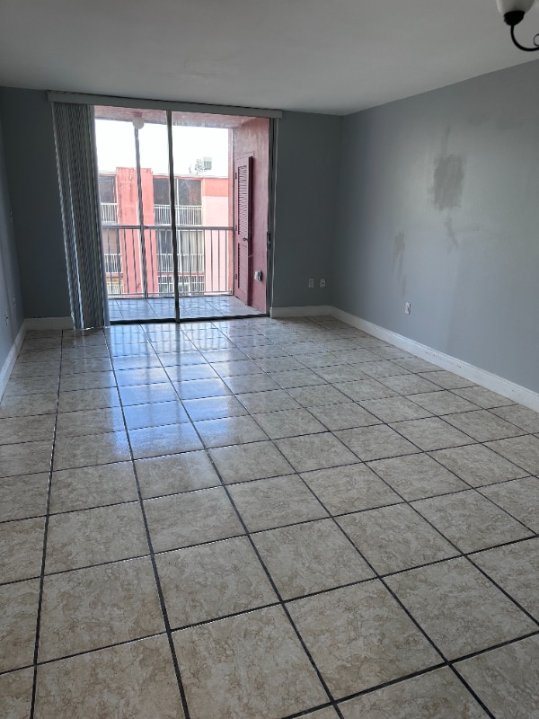 Photo - 19751 SW 114th Ave Unit 347