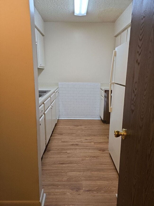 Photo - Spacious 1 Bedroom, 1.5 Bath Townhouse – M... Unit 204A