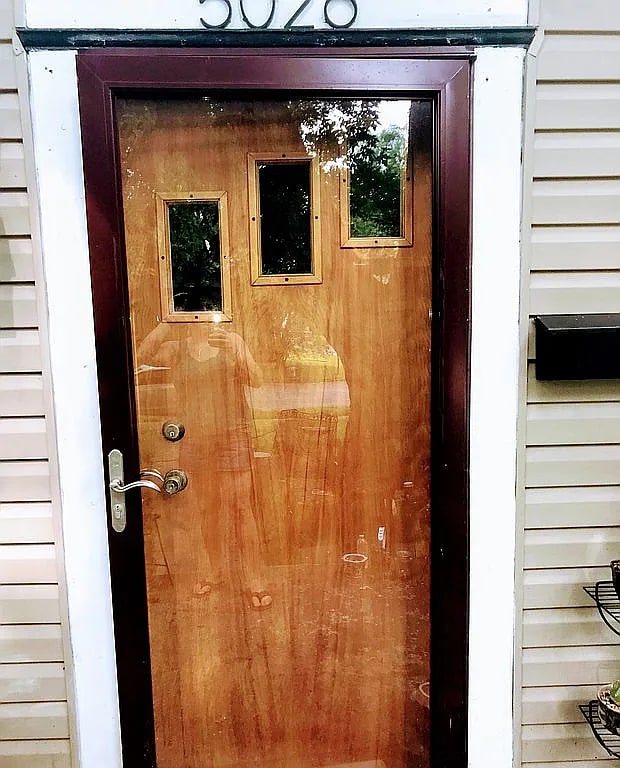 Photo - 5026 Rosslyn Ave