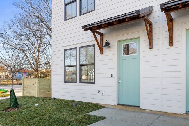 Photo - 1758 S Highland Park Ave