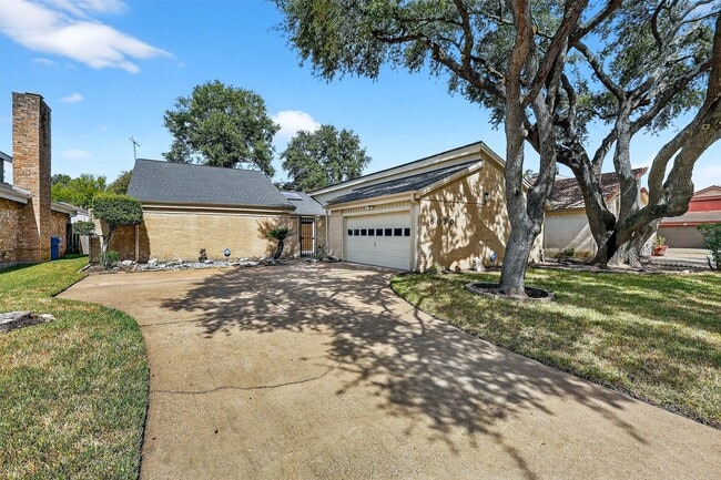 Photo - 6030 Gallant Forest Dr