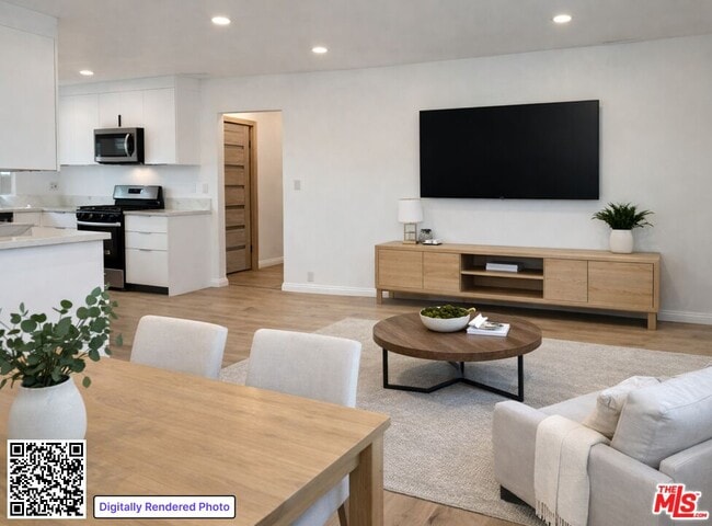 Photo - 7512 Norton Ave