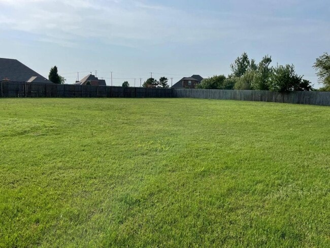 Photo - 1017 NE Homestead St