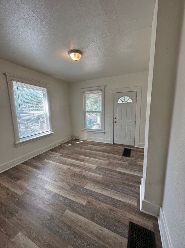 Photo - 1120 12th Ave