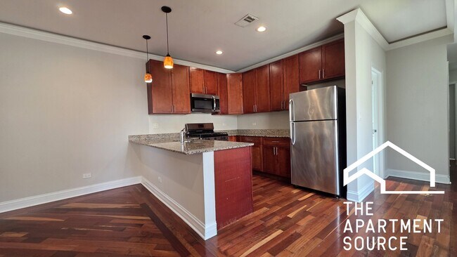 Photo - 2038 W Touhy Ave Unidad 2038 West Touhy Ave