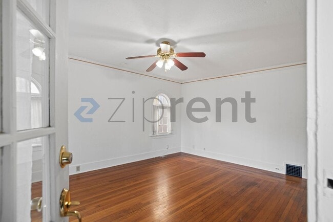 Photo - 148 Clayton Ave