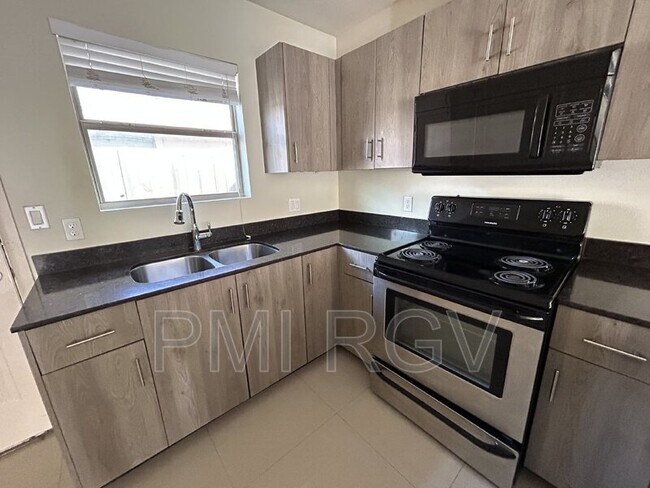 Photo - 1207 Upas Dr Unidad 4