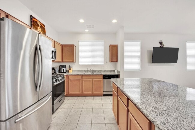 Photo - ADORABLE 4 BEDROOM HOME NEAR HOLLYWOOD & E SAHARA!