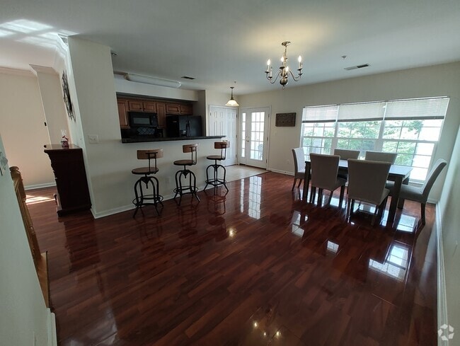 Building Photo - 2147 Hideaway Ct Unit 2147 Hideaway Ct. Rental