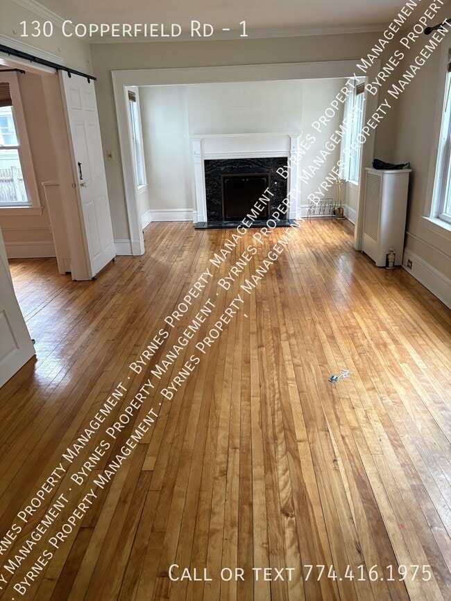 Building Photo - 130 Copperfield Rd Unit 1
