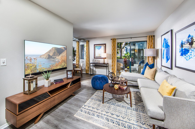 Interior Photo - Avana Rancho Cucamonga Rental