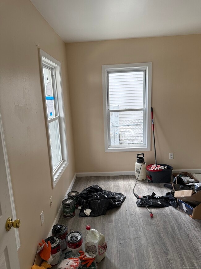 Photo - 49 Sedgewick St