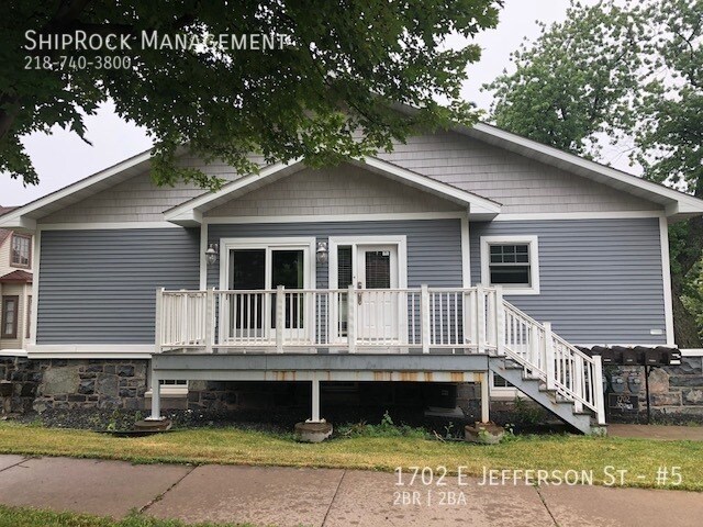Building Photo - 1702 Jefferson St Unit #5