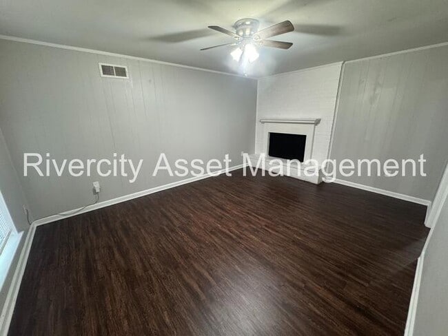 Photo - 3219 Holly Berry Dr